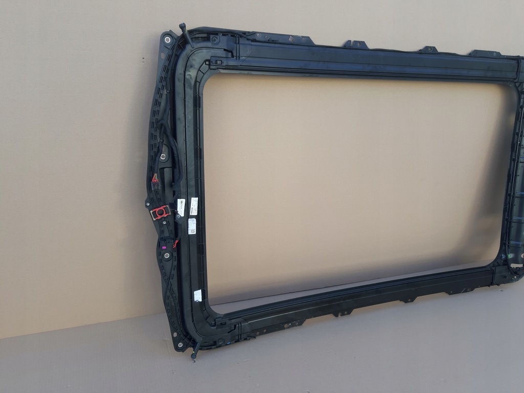 фото №8, Skoda octavia iii kombi рамка рама люк панорамы 5e9877041c