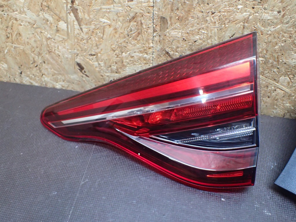 фото №5, Лампа задня права renault clio 5 v led 265504450r