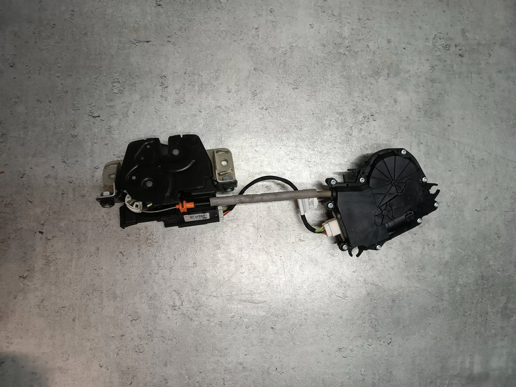 фото №1, Bmw x6 f16 замок доводчик