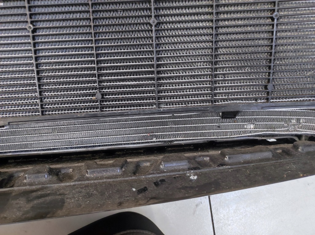 фото №7, Радиатор wody кондиционера вентилятор радиатор mercedes e klasa w214 214