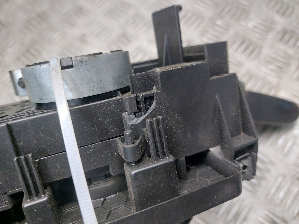 фото №6, Перемикач комбінований + стрічка volkswagen transporter t5 7h0953503e