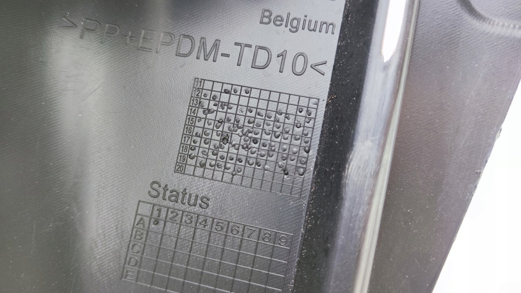 Volvo v40 cc cross country 12- спойлер накладка бампера задня le-c156 Київ