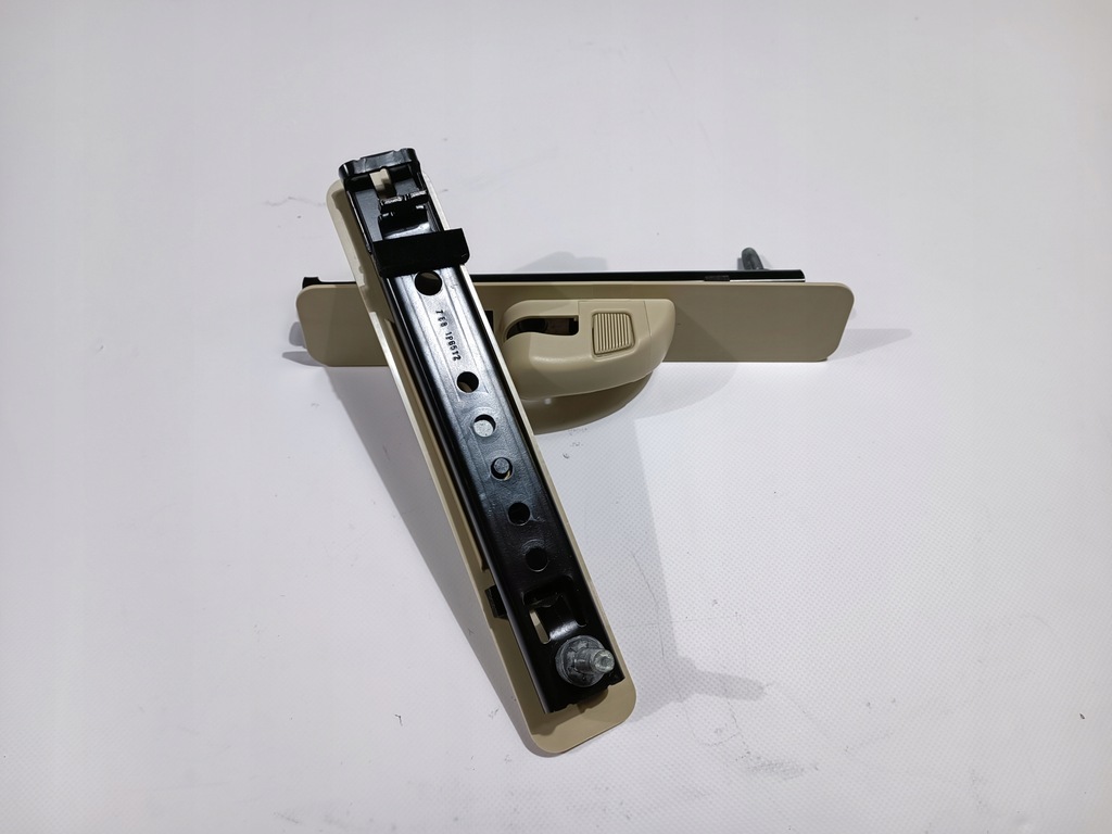 фото №6, Регулировка высоты кронштейн поперечина ford flex 2011-