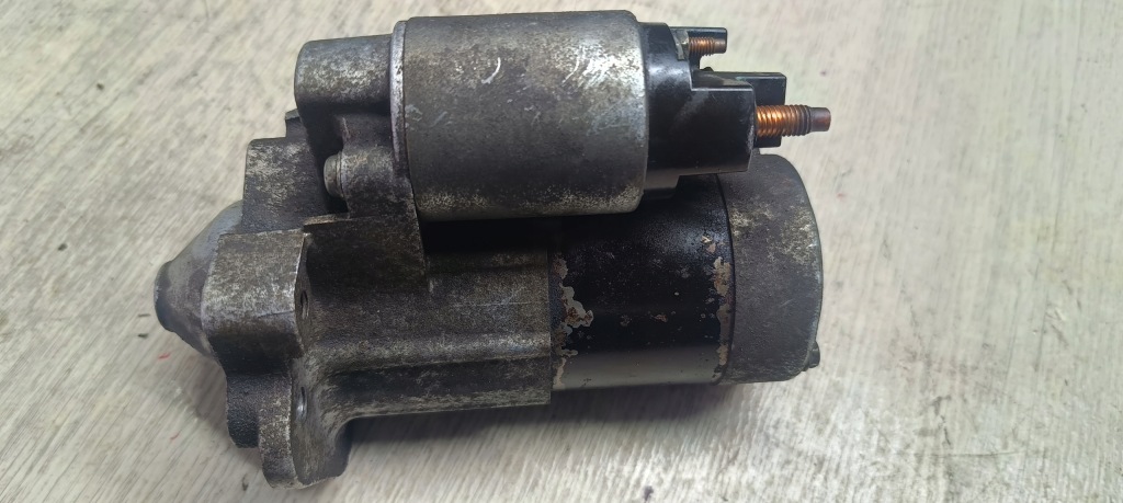 Купити Стартер renault nissan dacia 1.5 dci 8200584675b