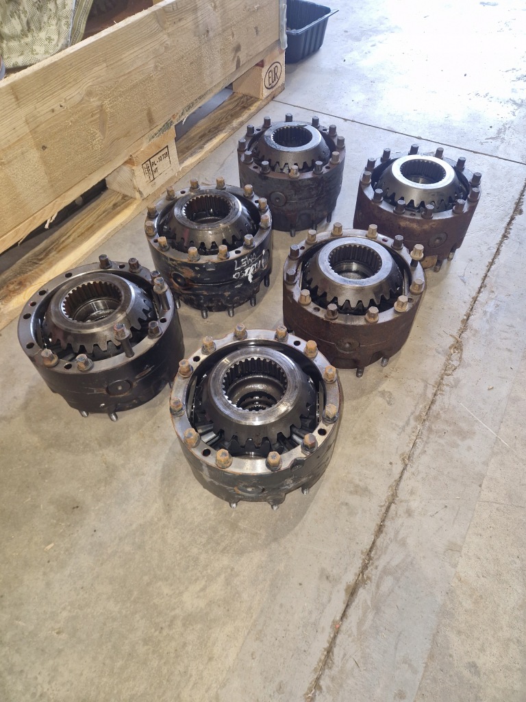 фото №2, Редуктор колеса volvo fe 4x2 6x4 8x4 rth2180 rth2180c meritor hub gear