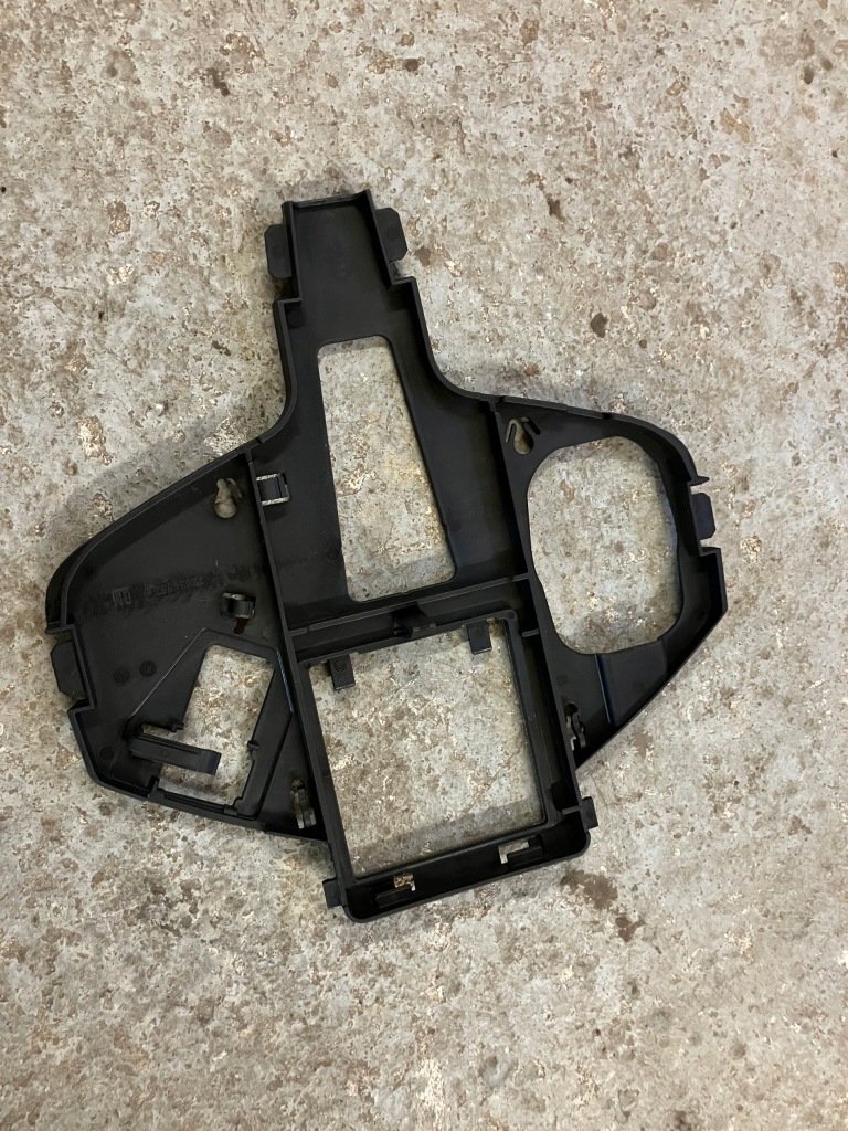 фото №1, Пластик кронштейн кронштейн opel insignia a 22834557