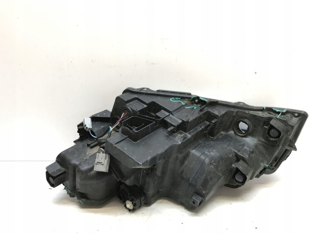 Suzuki vitara 3 3 рестайлінг  18- фара правий перед full led 100-7r016 Оригінал