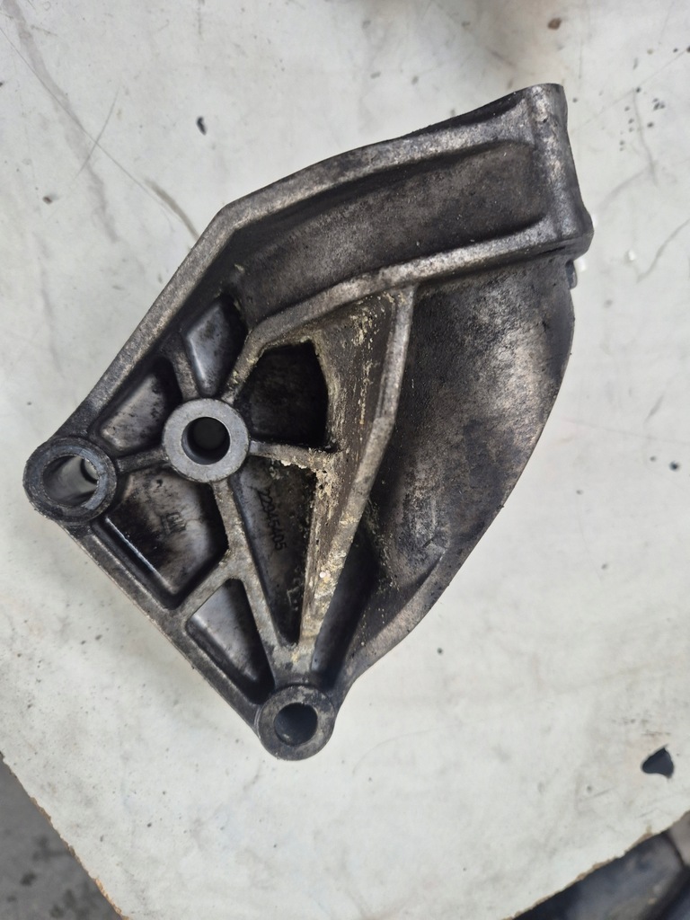 фото №1, Opel insignia a 13-17 2.0 cdti b20dth опора полуось кронштейн 22945405