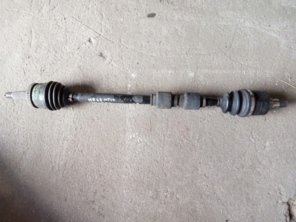 фото №1, Kia magentis 02-05 приводной вал правая перед 2,0 crdi