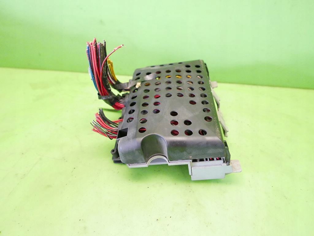 фото №8, Коробка запобіжників opel vectra b fl 2.0dti 99-