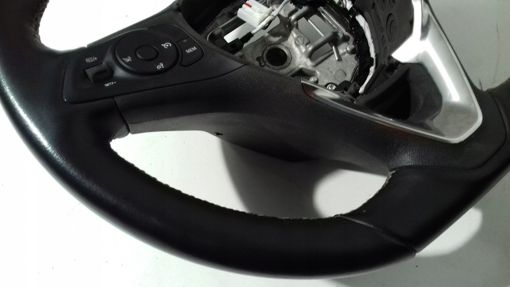 фото №10, Opel corsa f повітропровід шкіра 646821