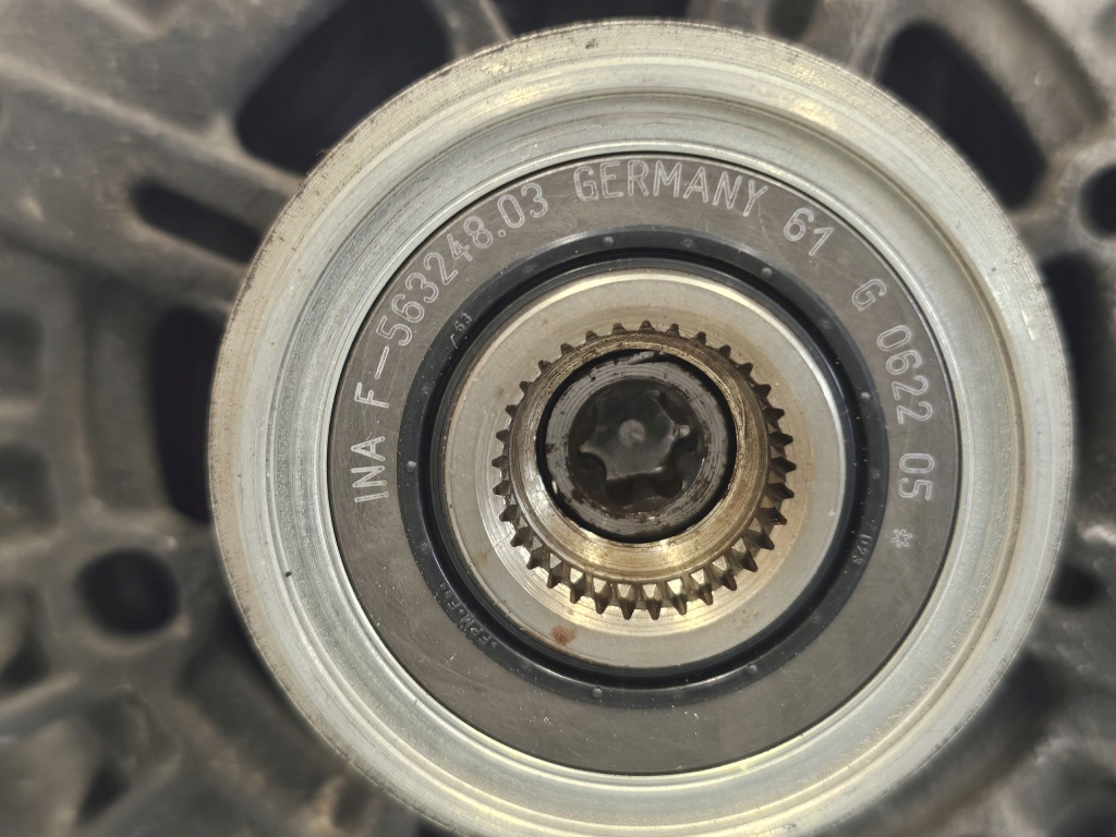 Astra zafira meriva 1.4 turbo a14net генератор 13581891 в Украине