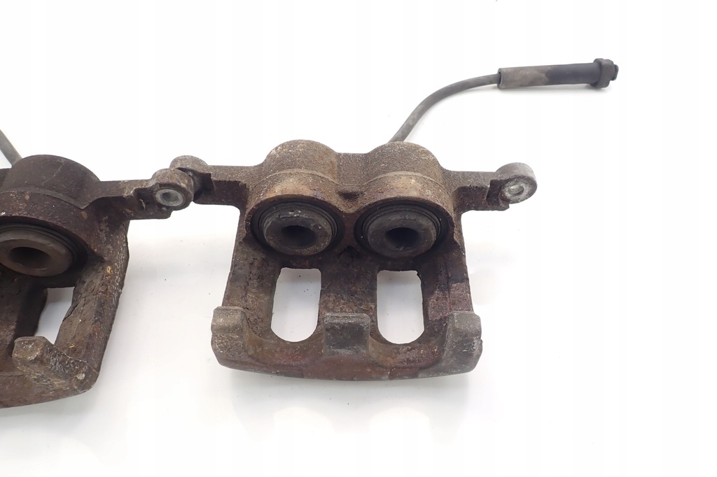 фото №6, Ford explorer v 11r 3.5 суппорты тормозные перед