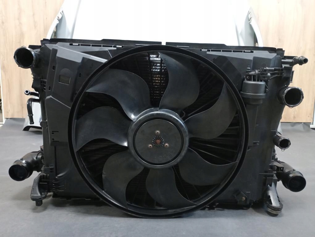 фото №14, Mercedes c207 w207 перед kompletny amg капот бампер pas 2.2 cdi