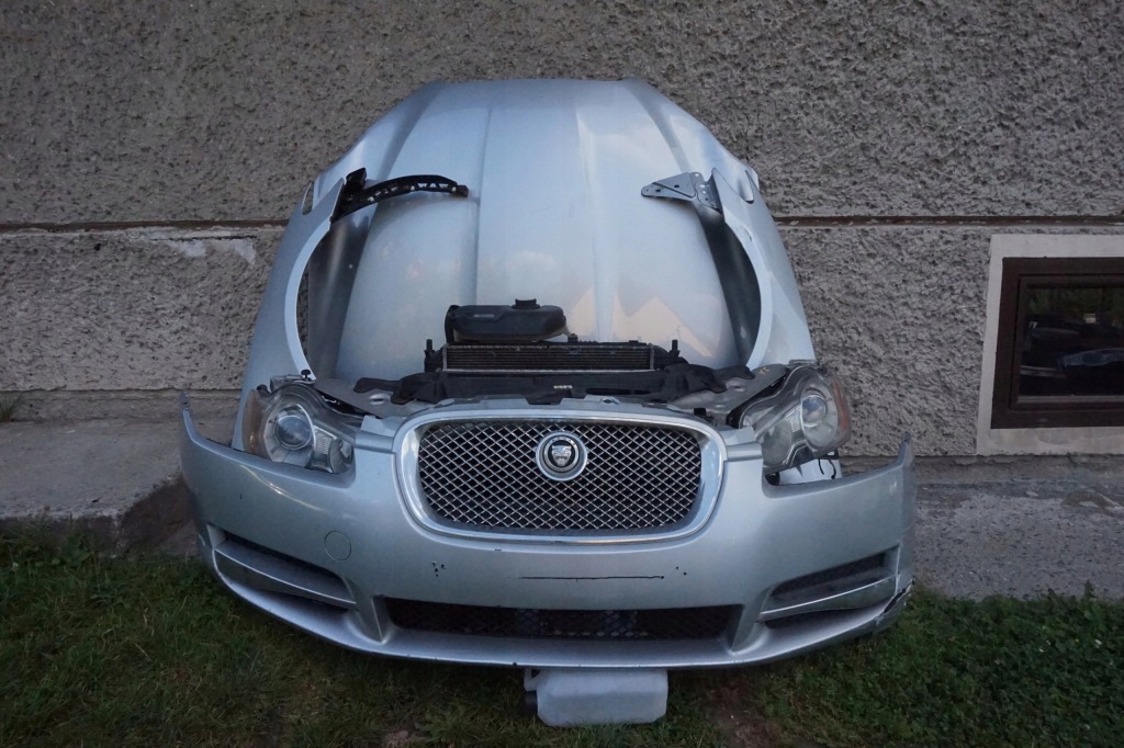 фото №1, Радиатор wody kompletny перед jaguar xf