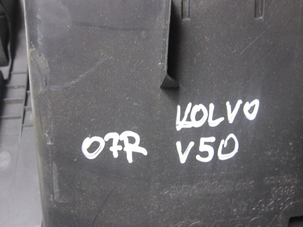 фото №3, Бардачок пасажира правий volvo v50 07r
