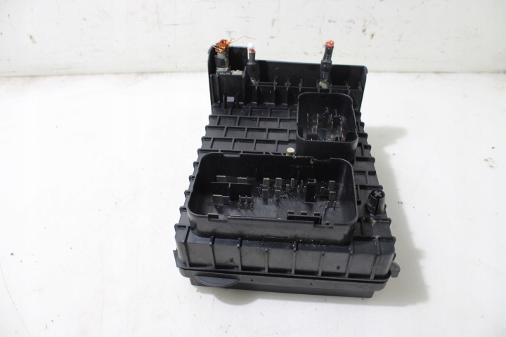 фото №1, Коробка предохранителей audi a3 8p 1.6 16v