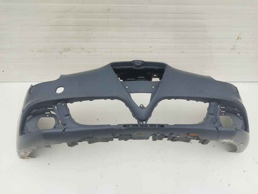 Купить Бампер передний alfa romeo giulietta 2016- lifting перед оригинал  50541741