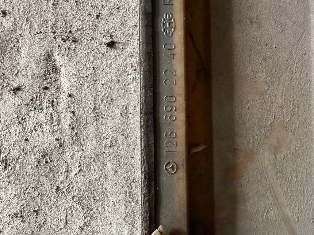 Mercedes 126 w126 s klasa sec пластики захист декори обладнання салону Київ