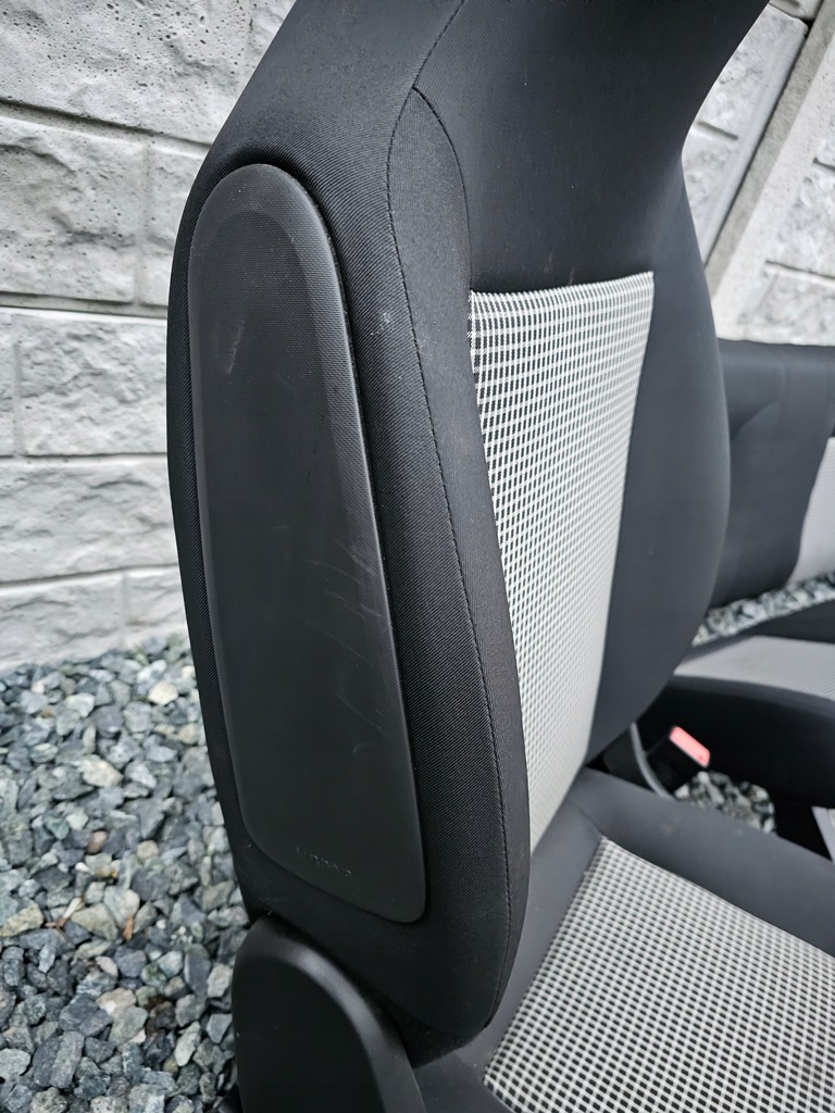 фото №8, Комплект сидений renault twingo iii lift #4721