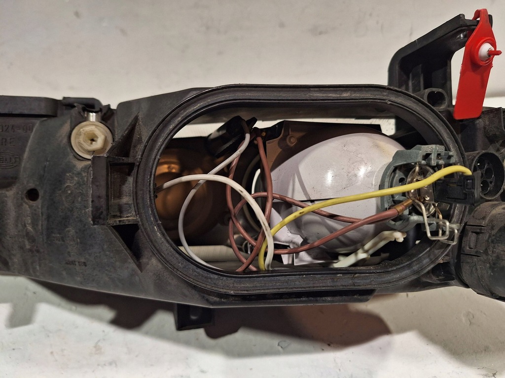 фото №6, Лампа перед правая 137124-00 opel calibra 89-97