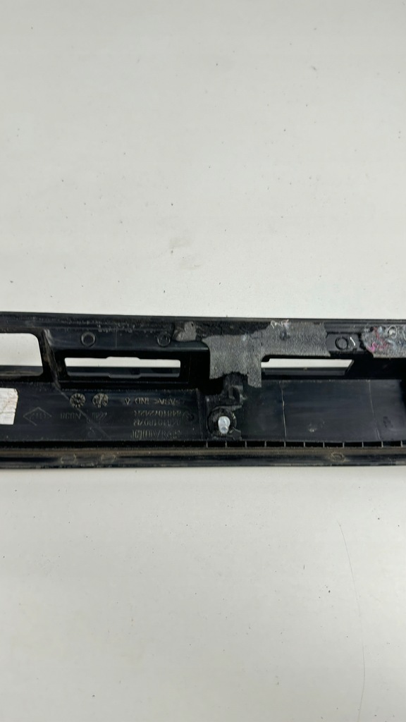 фото №9, Dacia duster 2 ii 2017 - 2023 молдинг накладка крышки багажника задняя 84810807r