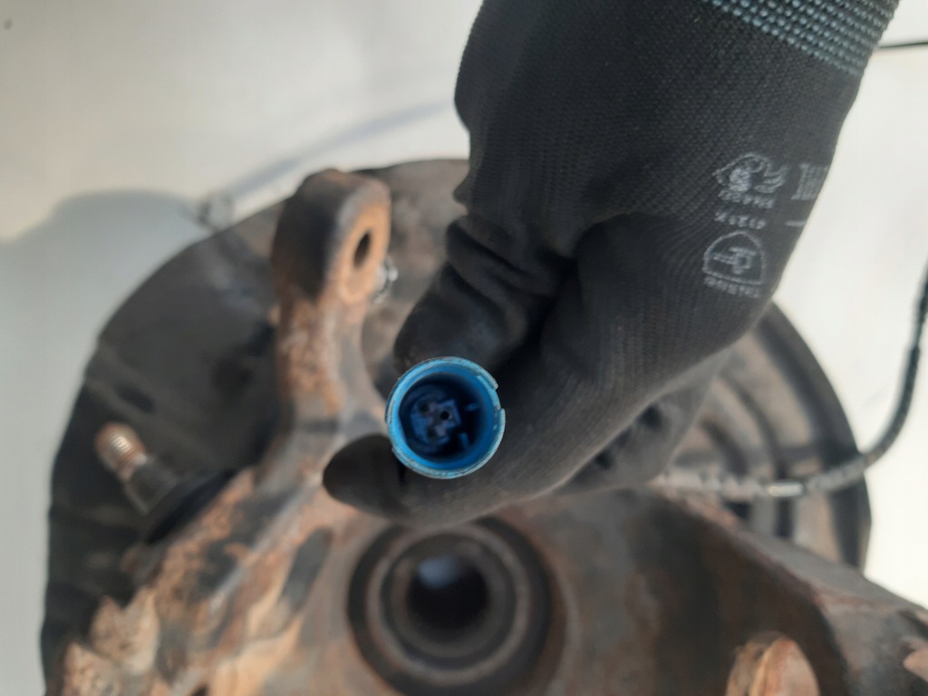 фото №4, Поворотный кулак правый перед bmw x3 3.0 d