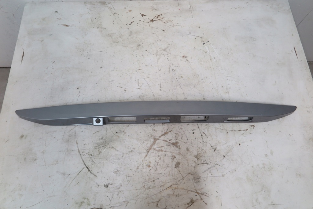 фото №1, Накладка крышка багажника citroen berlingo iv 9826158477