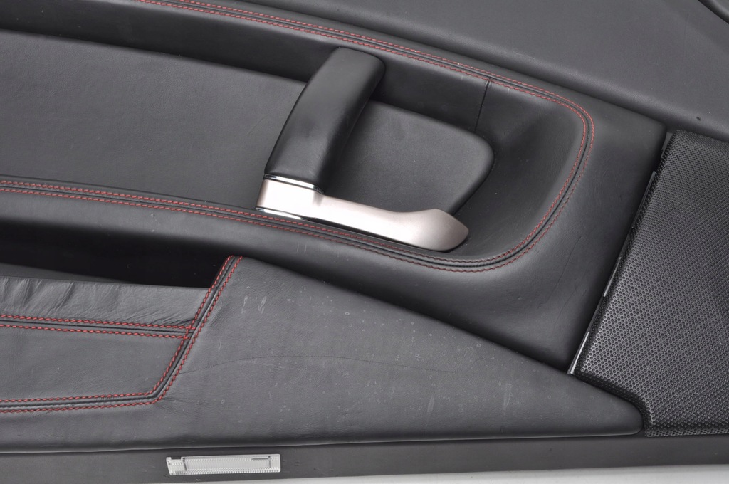 фото №9, Ferrari california 4.3 обшивка дверь 3720129002 069785900