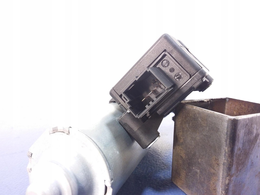 фото №4, Bmw x6 f16 f15 f86 моторчик люк 7331228