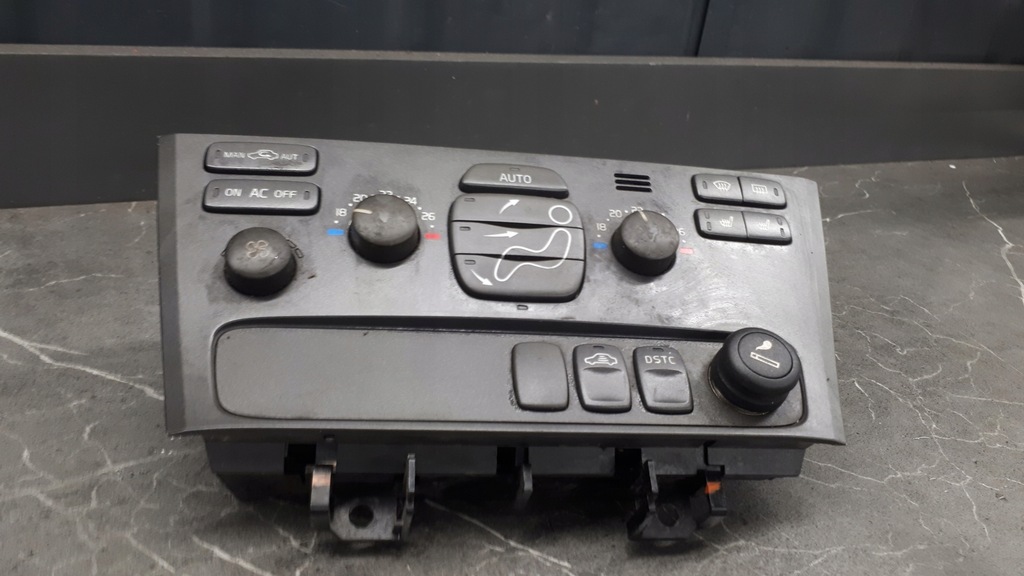 фото №1, 8691950 панель кондиціонера volvo v70