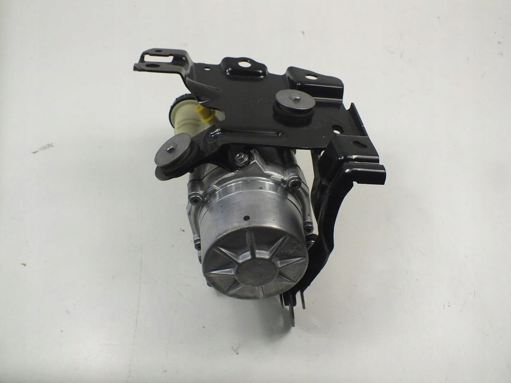 фото №8, Logan i sandero i 1.6 1.5dci насос усилителя с кронштейн 491106619r