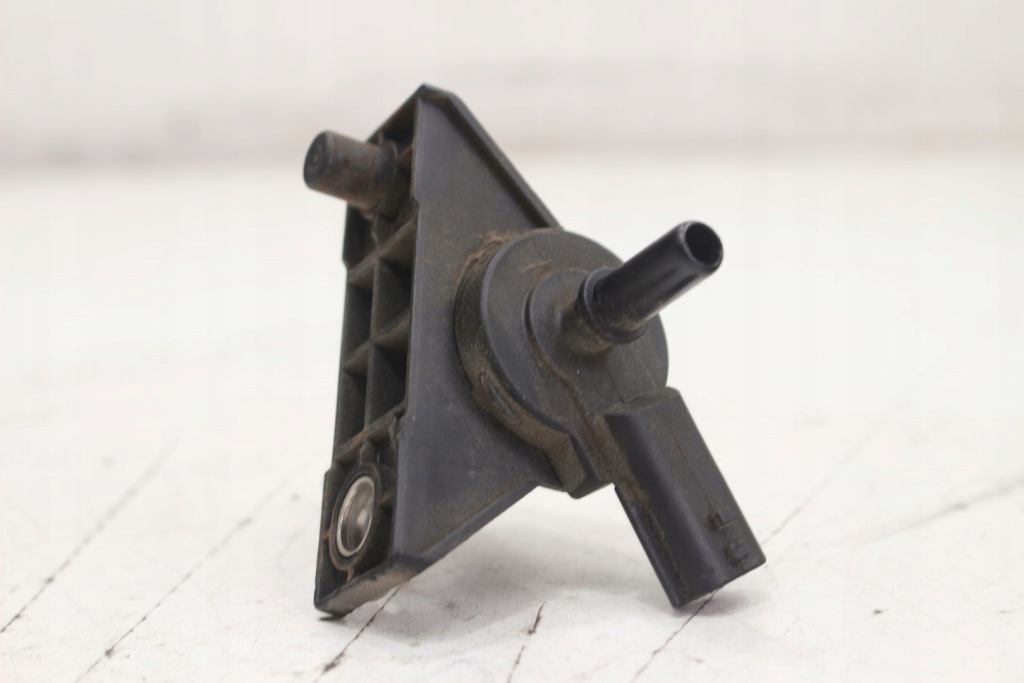 Клапан вакууму 8200849747 renault megane 3 1.5 dci Київ