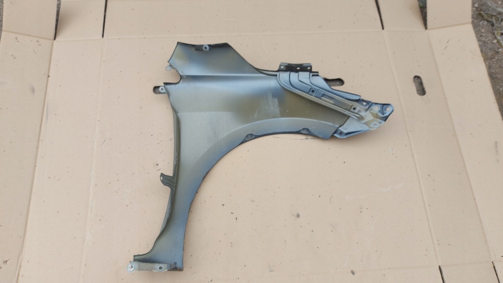 фото №12, Крыло левый перед toyota corolla e16 e18 12-19