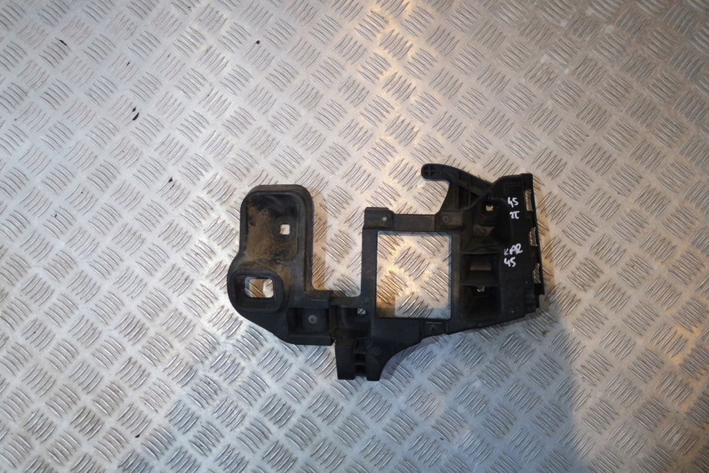 фото №1, Направляющая бампера задняя audi rs6 c7 4g9807365