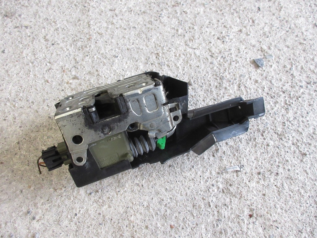 фото №1, Thalia ii замок лівий перед