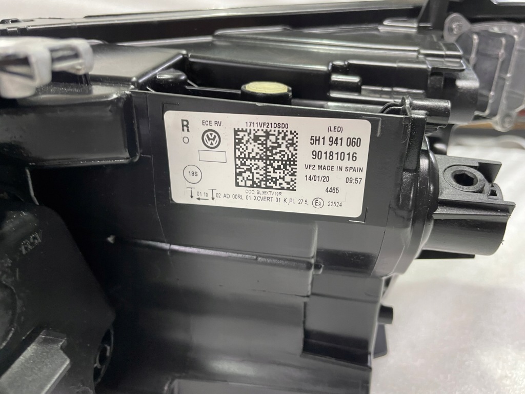 фото №12, Vw golf 8 viii full led iq light лампа левая правая