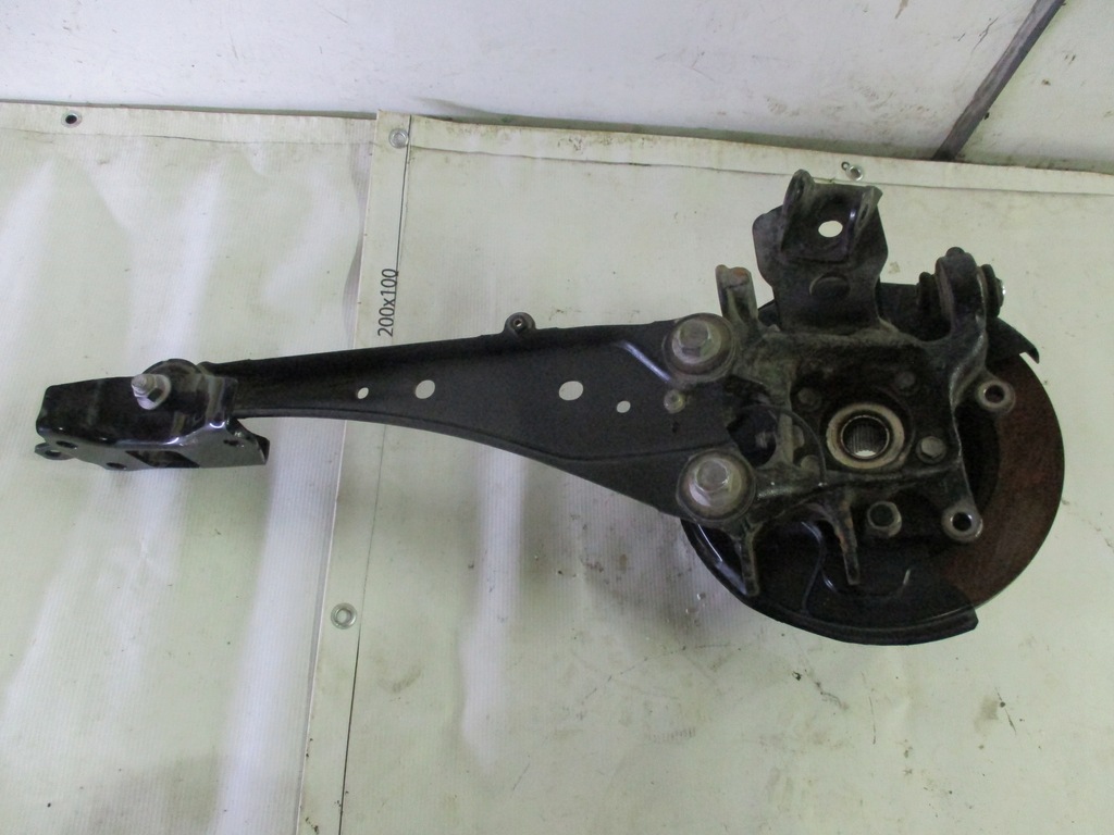 фото №9, Поворотний кулак лівий задня lexus nx 300 hybrid 2,5