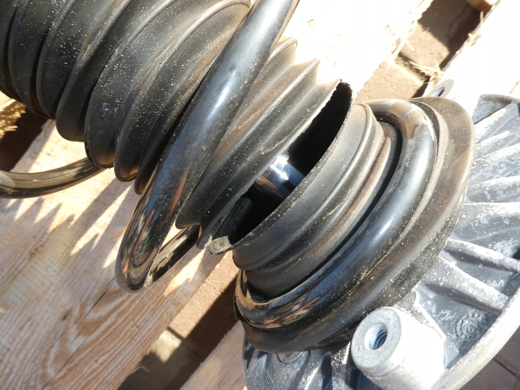 фото №12, Амортизатор поворотный кулак правая bmw 1 f20