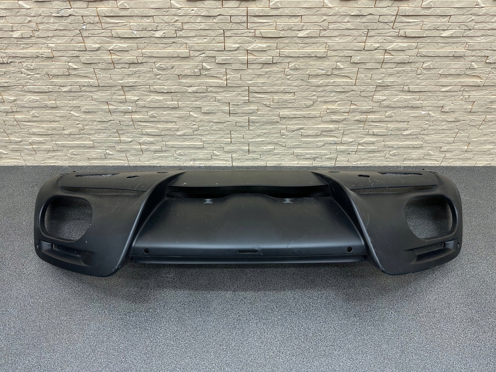 фото №1, Ferrari roma диффузор задняя спойлер diffuser 812519