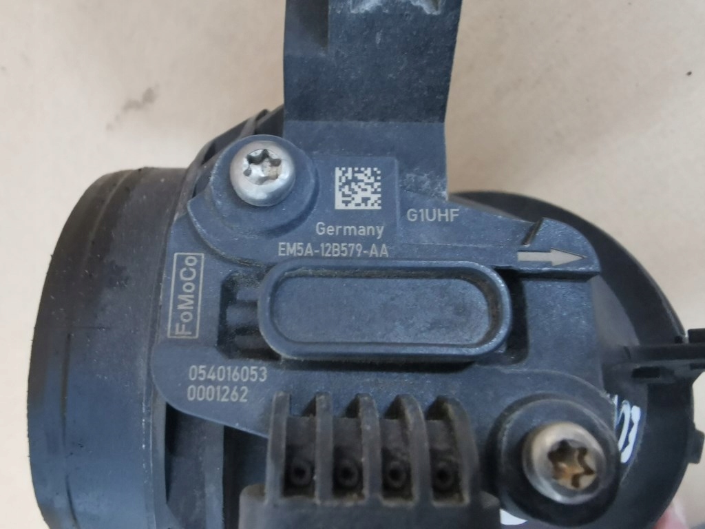 Ford focus mk3 рестайлинг  2.0 tdci расходомер воздухозаборник em5a-12b579 в Украине