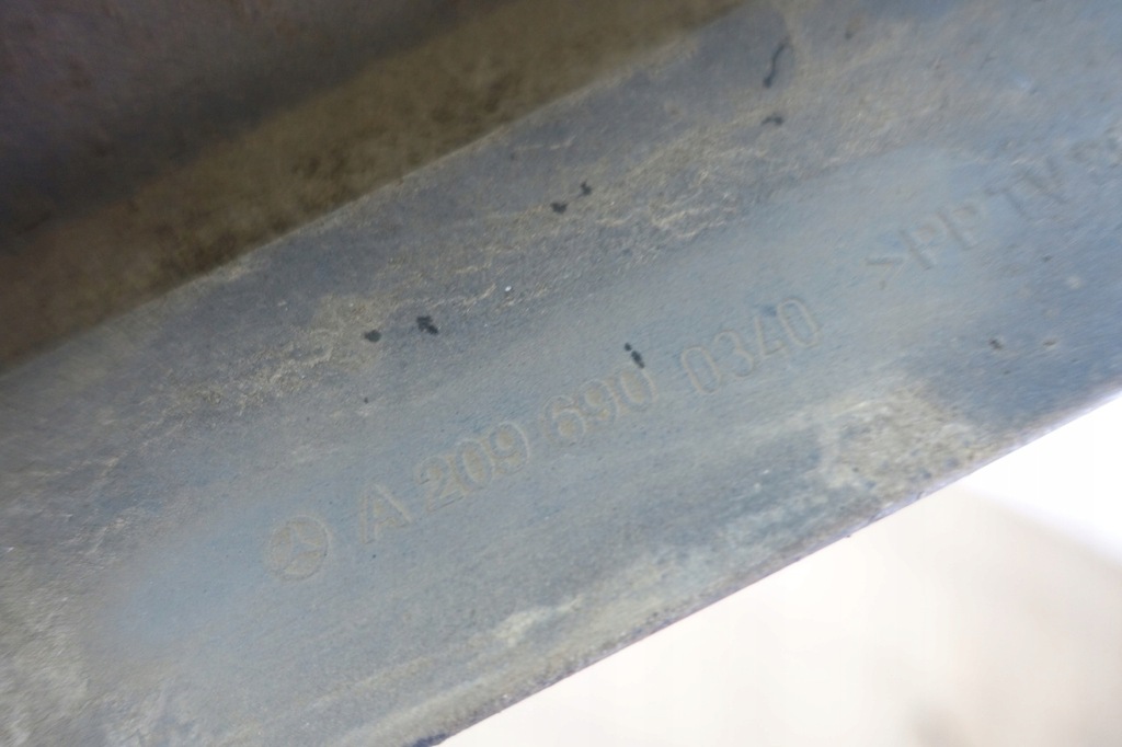 фото №5, Mercedes w209 clk накладки пороги молдинг 197 порог левый накладка 2096900340