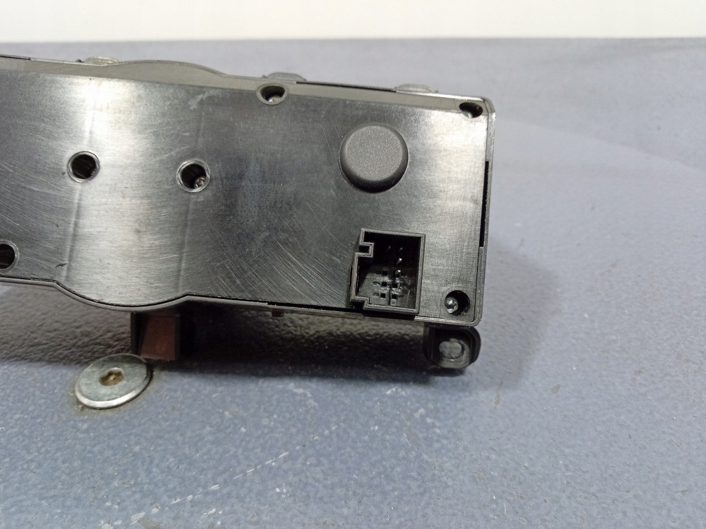 фото №6, Mercedes gls x166 кондиціонер задня задній 1669001305