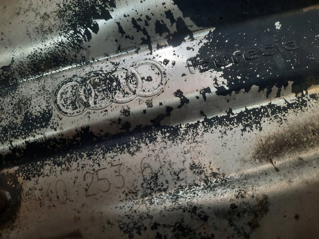 фото №8, Гасник активний вихлоп audi rs6 c8 накладка карбон