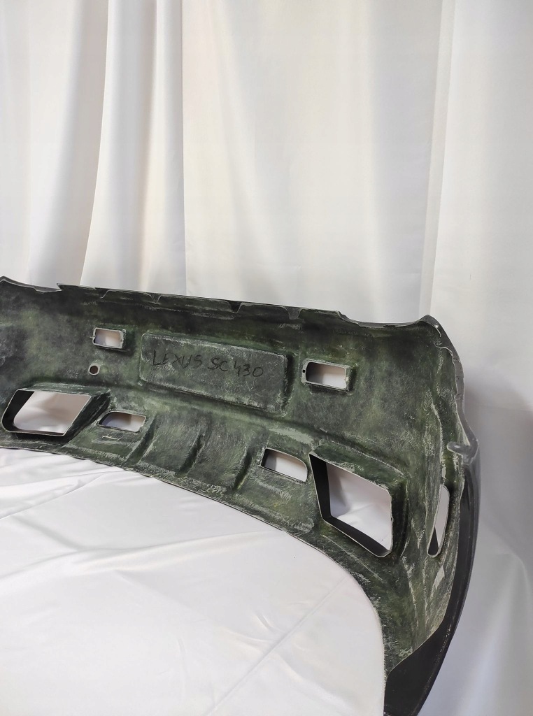 Бампер задний  custom lexus sc430 ламинат febla Цена