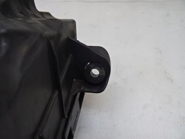 Citroen peugeot 1.5 hdi корпус защита фильтра воздуха 9828002080 Цена