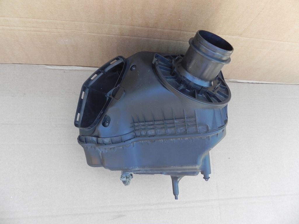 фото №5, Audi a7 c7 s7 a6 c7 4g0 корпус фильтра воздуха 4g0133838f