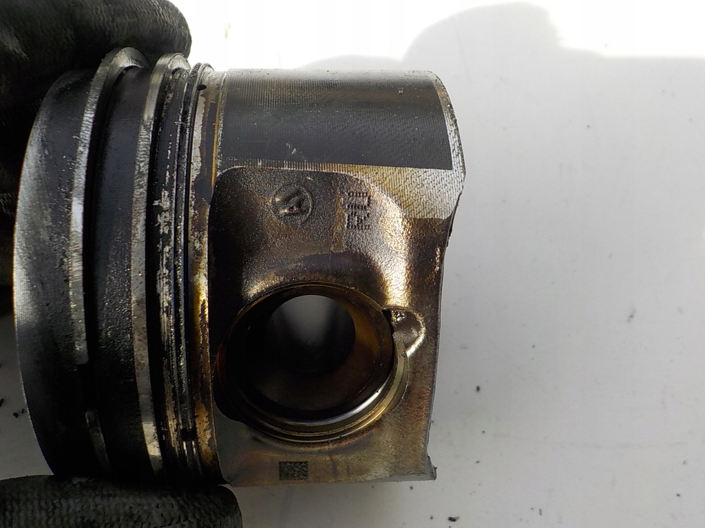 фото №3, Mini cooper r60 1.6d n47c16a поршень