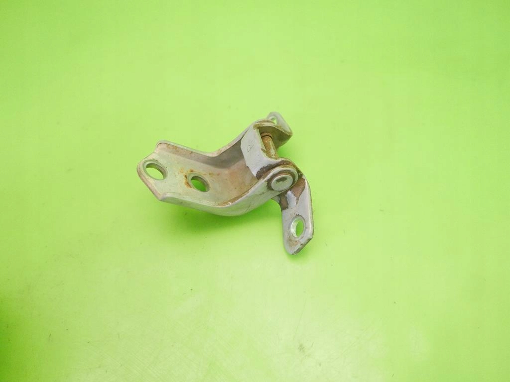 фото №8, Петля дверь левый перед dół 22v mazda 5 i cr 05-07