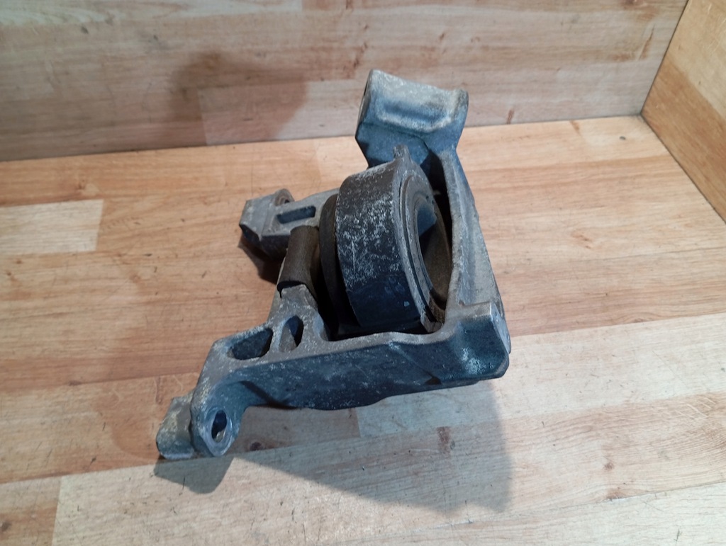 фото №8, Кронштейн подушка двигателя mazda 6 gj lift 2.2d skyactive